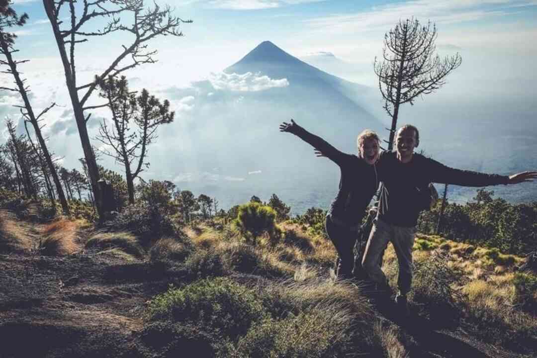 Acatenango Happy Hikers p 800